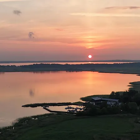 Am Achterwasser 아파트 우케리츠